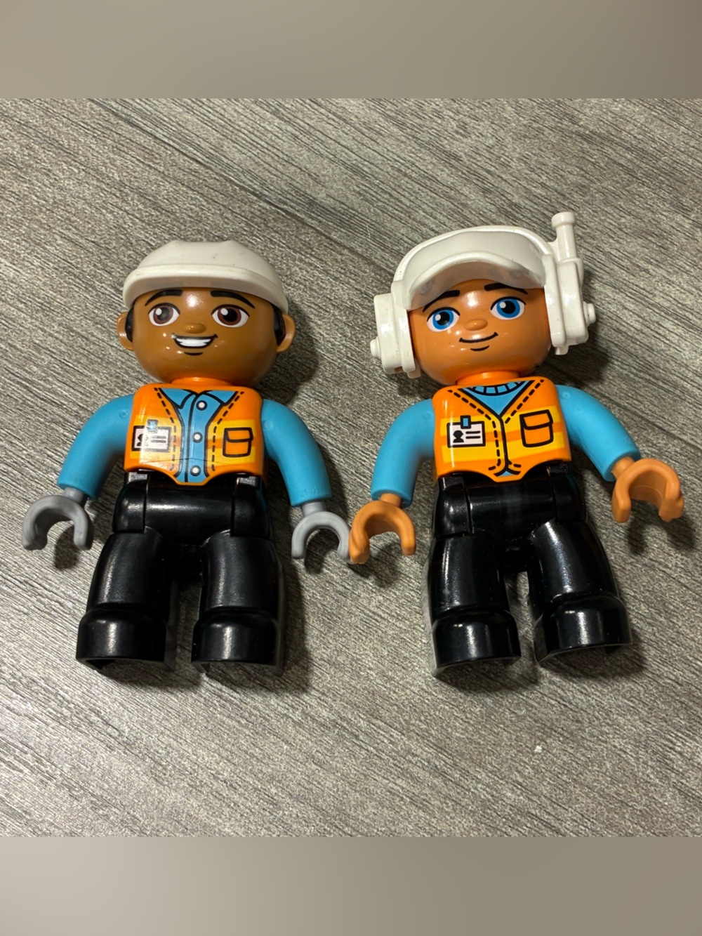 Lego: Duplo - Truck & Tracked Excavator 10931 - Construction Worker Figures